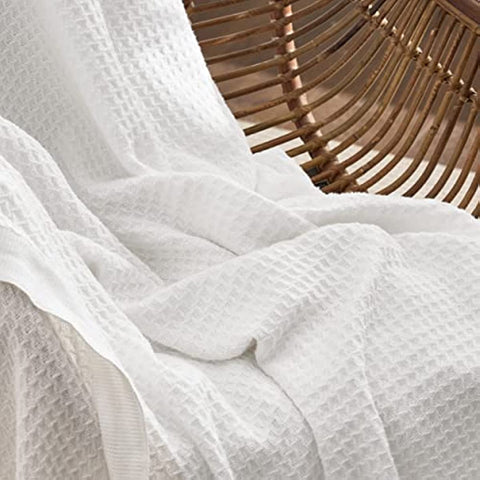 100% Cotton Blankets Queen Size for Bed - 405GSM Waffle Weave Blankets for Summer, White Soft Lightweight Woven Blankets for All Seasons, 90x90 inches