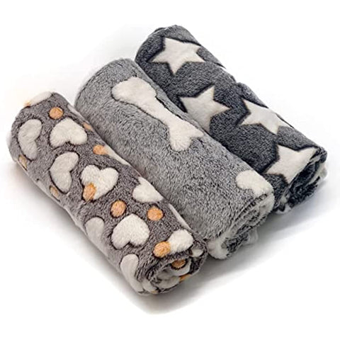 1 Pack 3 Puppy Blankets Super Soft Warm Sleep Mat Grey Cute Print Blanket Fluffy Fleece Pet Blanket Flannel Throw Dog Blankets for Small Dogs Puppy Dogs Fluffy Cats,Star&Bone&Love-Small(23"x15")