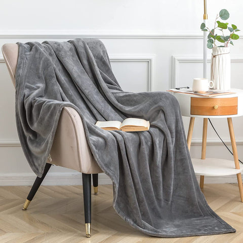 Valentines Day Gifts for Girlfriend Women I Love You Letters Blanket with Card, Birthday Present for Girl Friend Soft Fleece Throw Blanket 50”x 60”