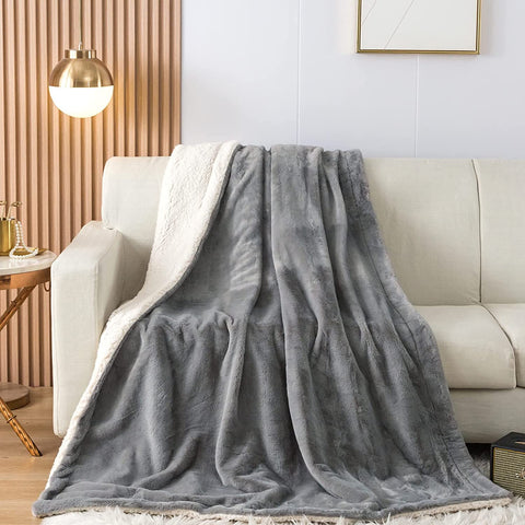 Valentines Day Gifts for Girlfriend Women I Love You Letters Blanket with Card, Birthday Present for Girl Friend Soft Fleece Throw Blanket 50”x 60”