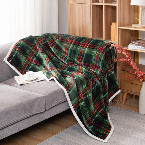 Valentines Day Gifts for Girlfriend Women I Love You Letters Blanket with Card, Birthday Present for Girl Friend Soft Fleece Throw Blanket 50”x 60”