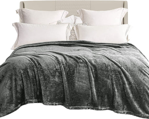 Plush Extra Large Fleece Throw Blanket for Couch,Bed and Sofa (50x70 inches, Dusty Pink) Soft, Warm, Lightweight